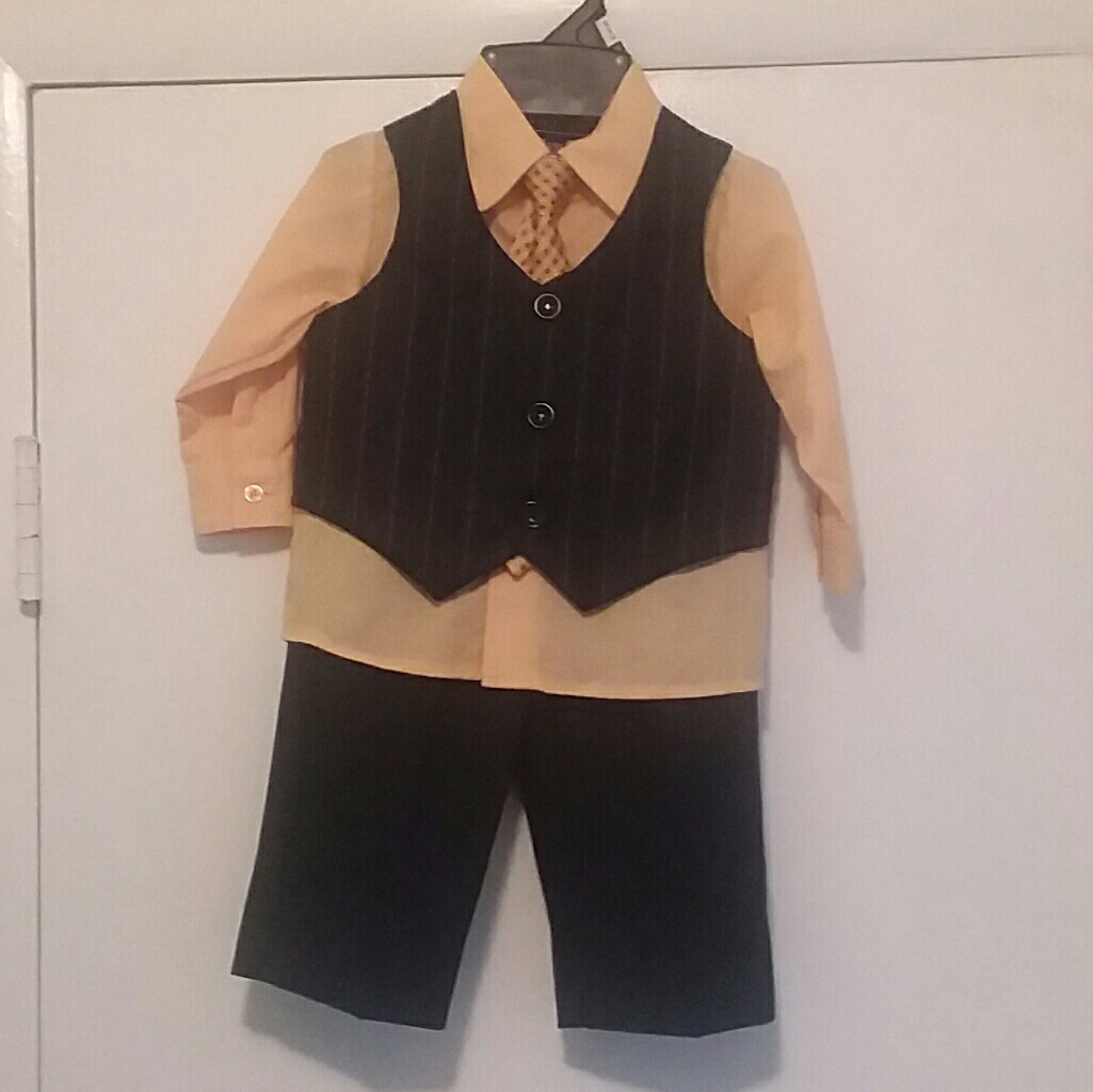 Andrew Fezza 4 Piece Suit